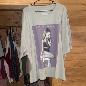 Ariana Grande White and Purple Oversized 3/4 Sleeve Tee
